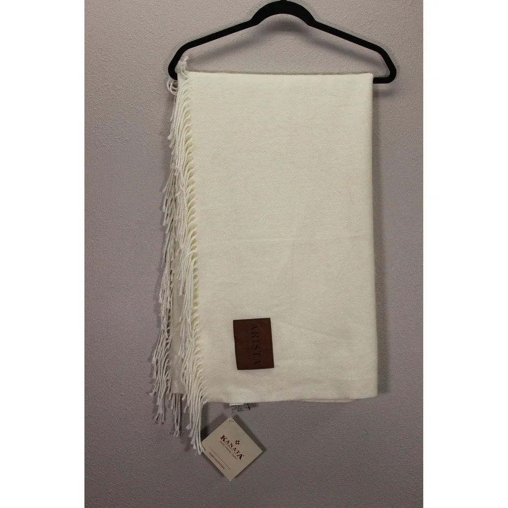 Kanata Home Collection‎ Ivory Throw Blanket Fringed Arista Residences